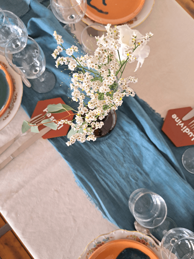 LE FLEUVE TRANQUILLE - Coupon tissu ou Chemins de table en lin teints à l'indigo